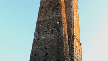 torri bologna