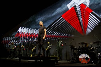 Roger Waters - The Wall, il film evento dei Pink Floyd al cinema