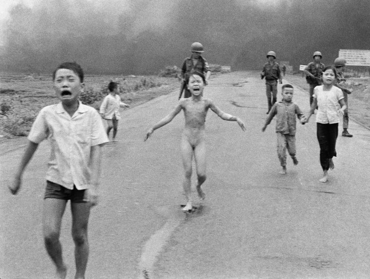 Nick Ut Napalm In Vietnam